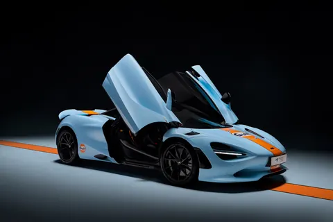 McLaren — automotive photograph by Willie Botes